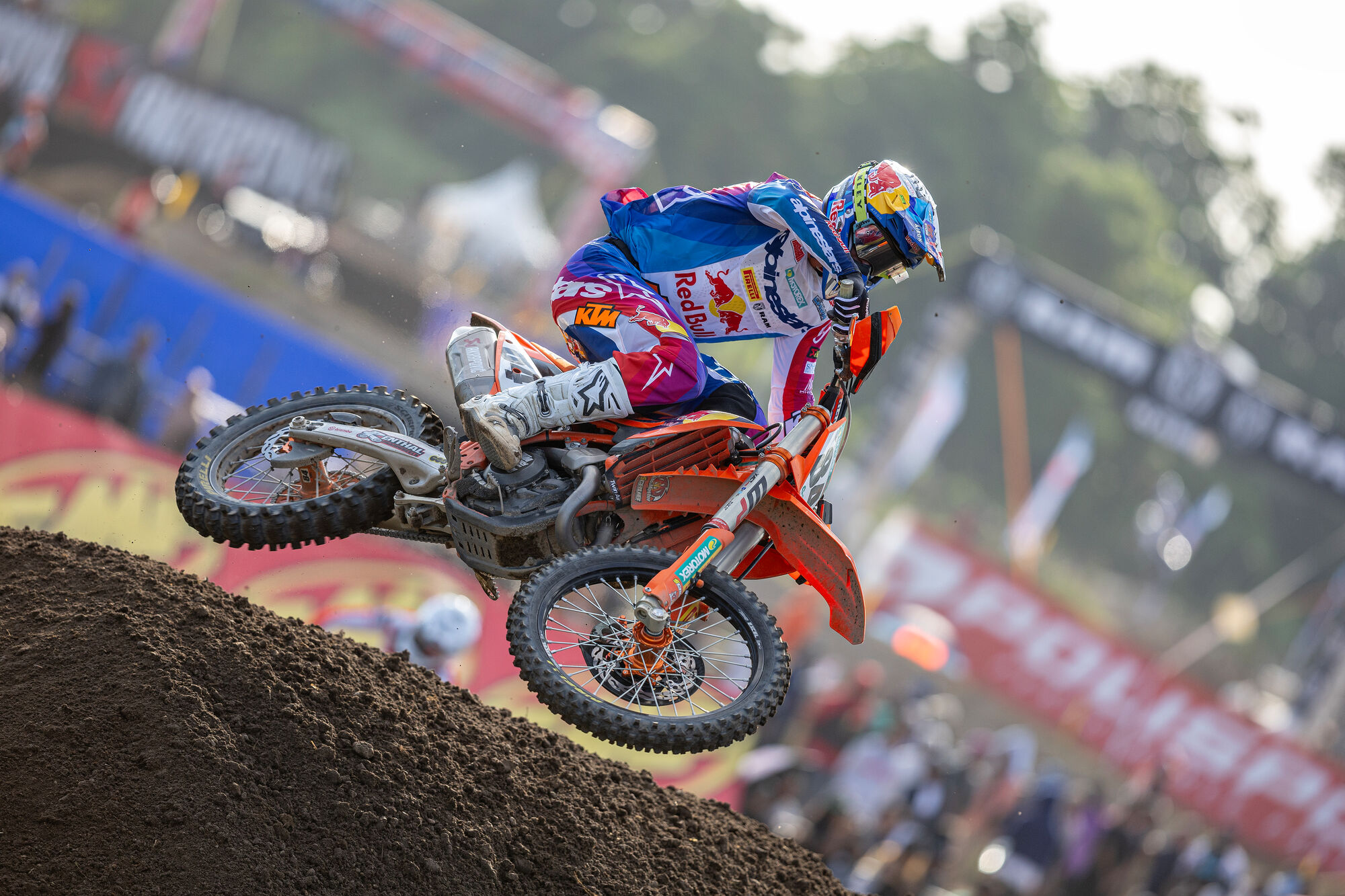 Double moto victory for Jeffrey Herlings in Lombok