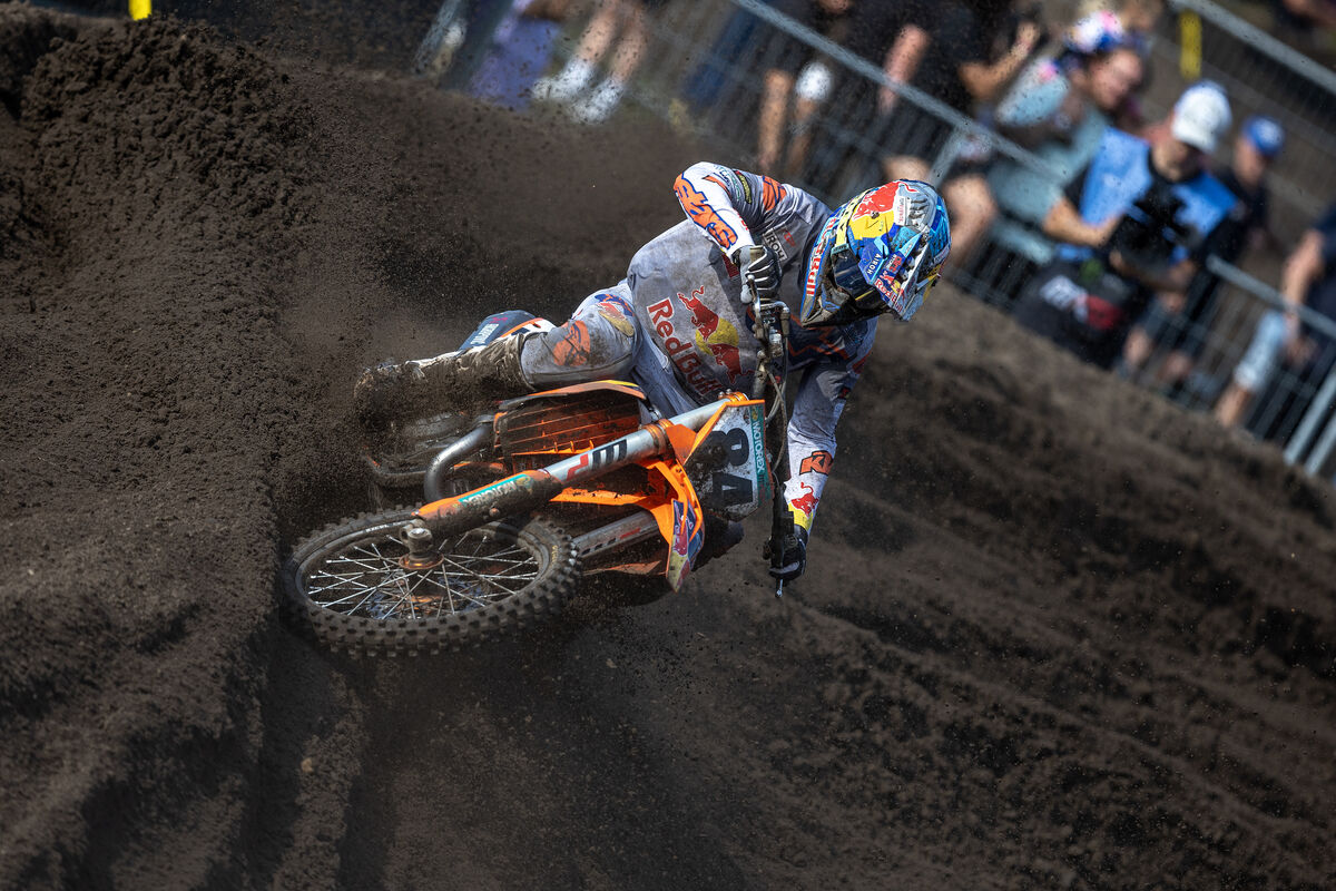 Jeffrey Herlings takes the British MX1 title