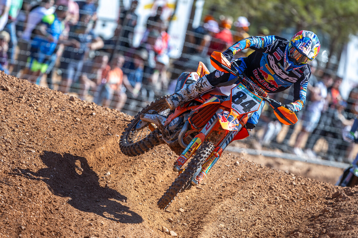 Herlings completes 2024 MXGP Campaign with valued bronze medal after 3rd overall in Spanish season closer